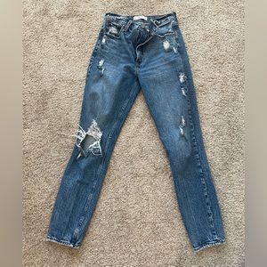 Abercrombie and Fitch The Skinny High Rise Distressed Size 28 Long